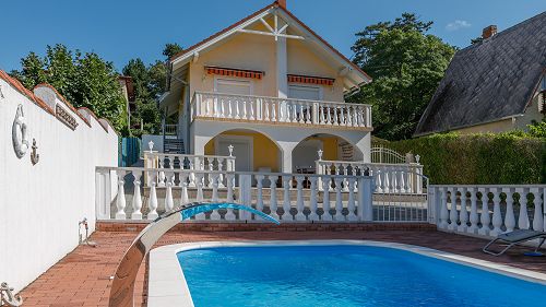 Panorámás, Balatoni ingatlan.  